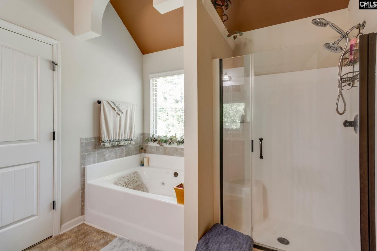 631 Twisted Oak Court Photo 20