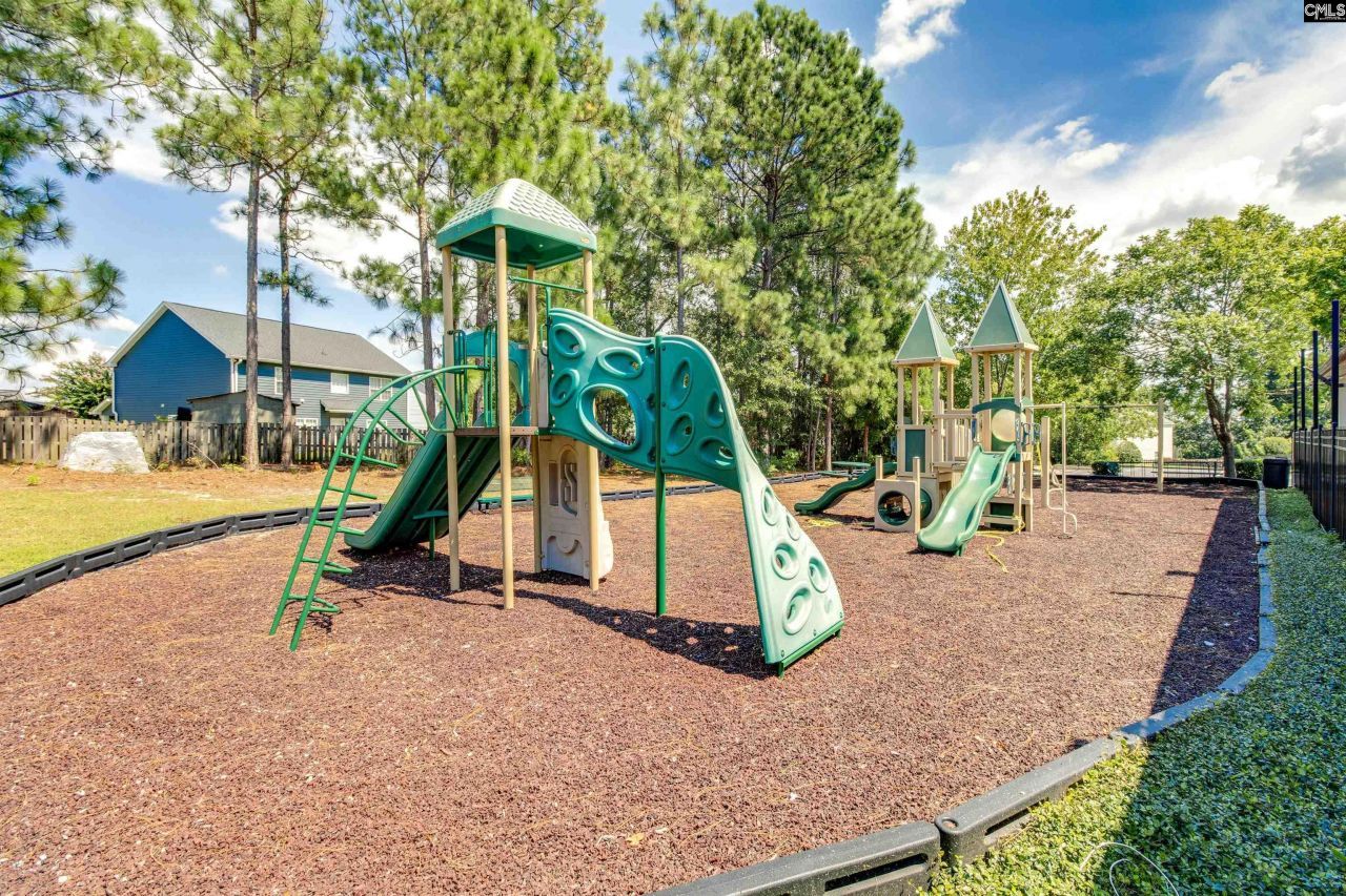 631 Twisted Oak Court Photo 31