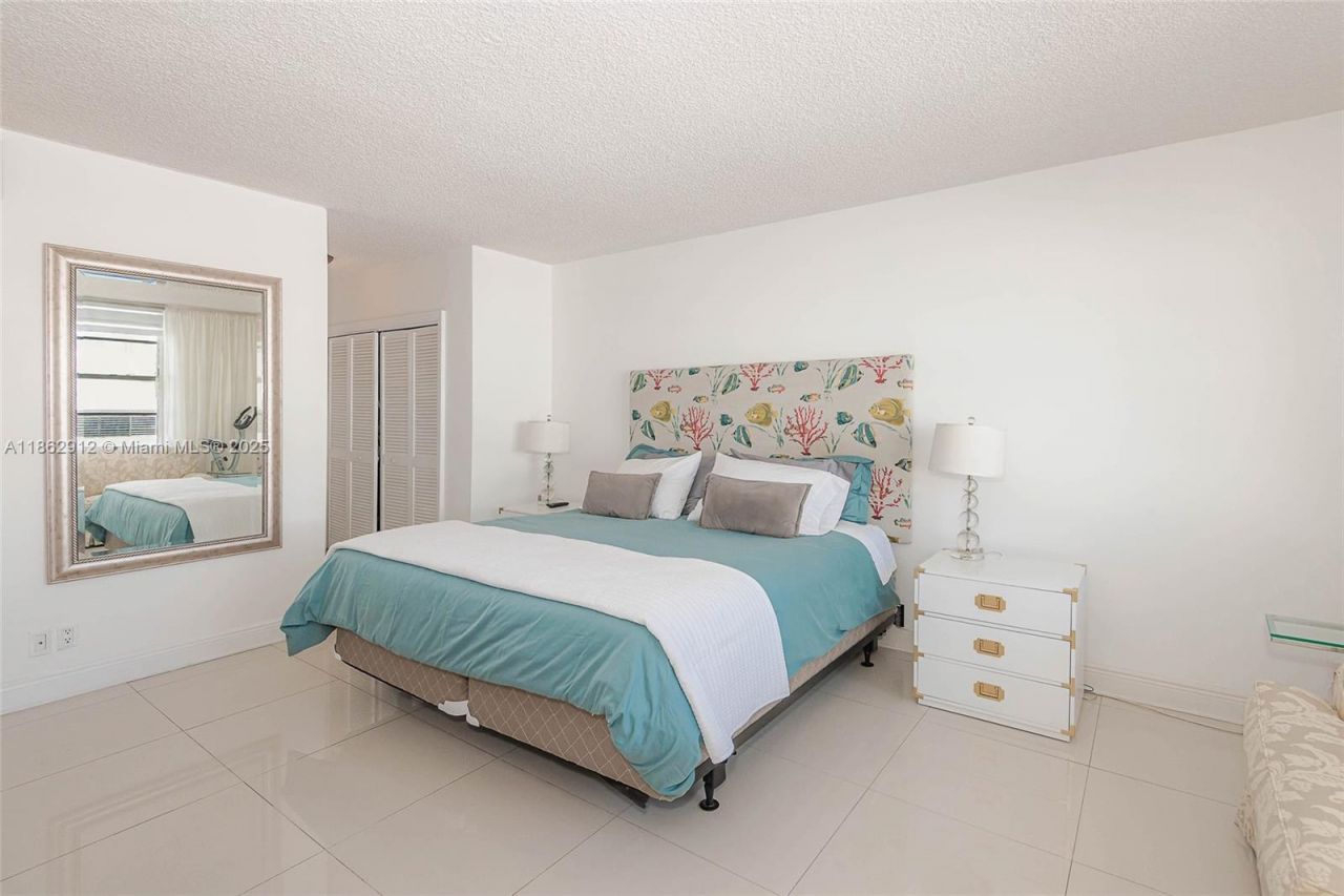 3725 S Ocean Dr, Unit 1221, Hollywood, FL 33019 Photo