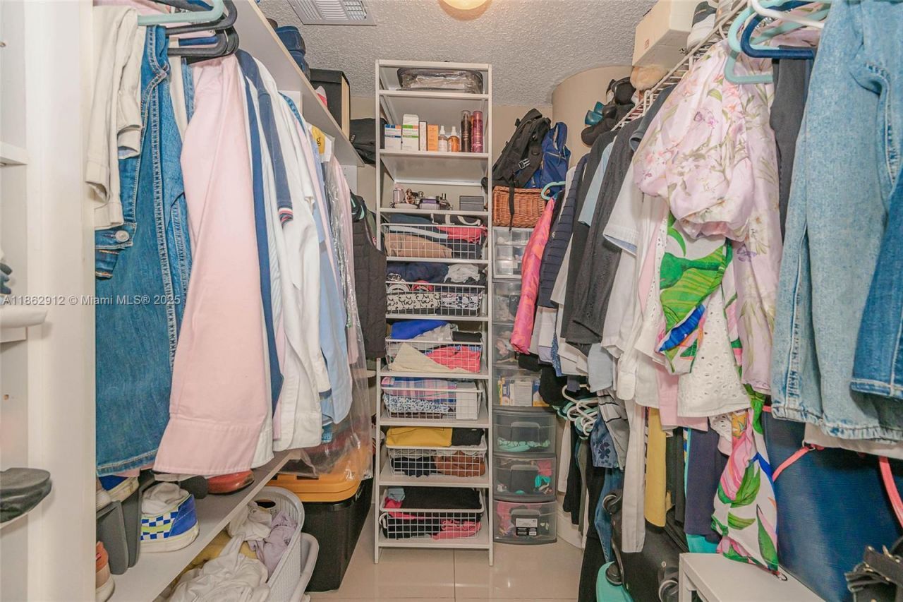 3725 S Ocean Dr, Unit 1221, Hollywood, FL 33019 Photo