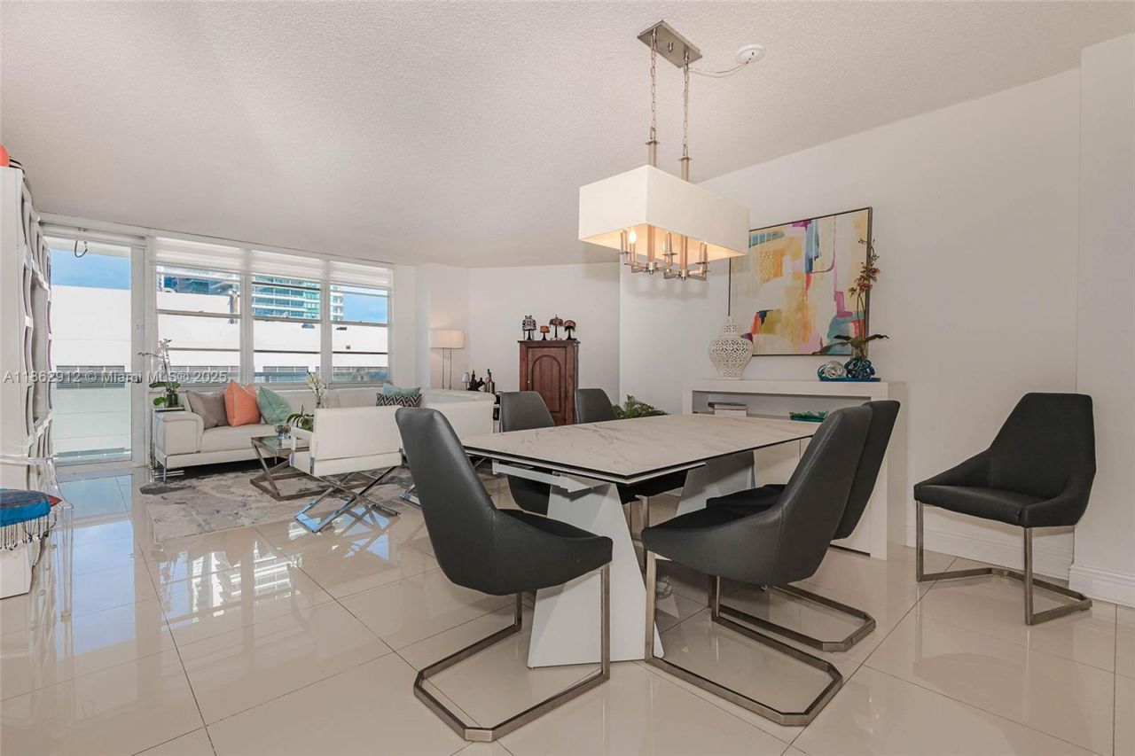 3725 S Ocean Dr, Unit 1221, Hollywood, FL 33019 Photo