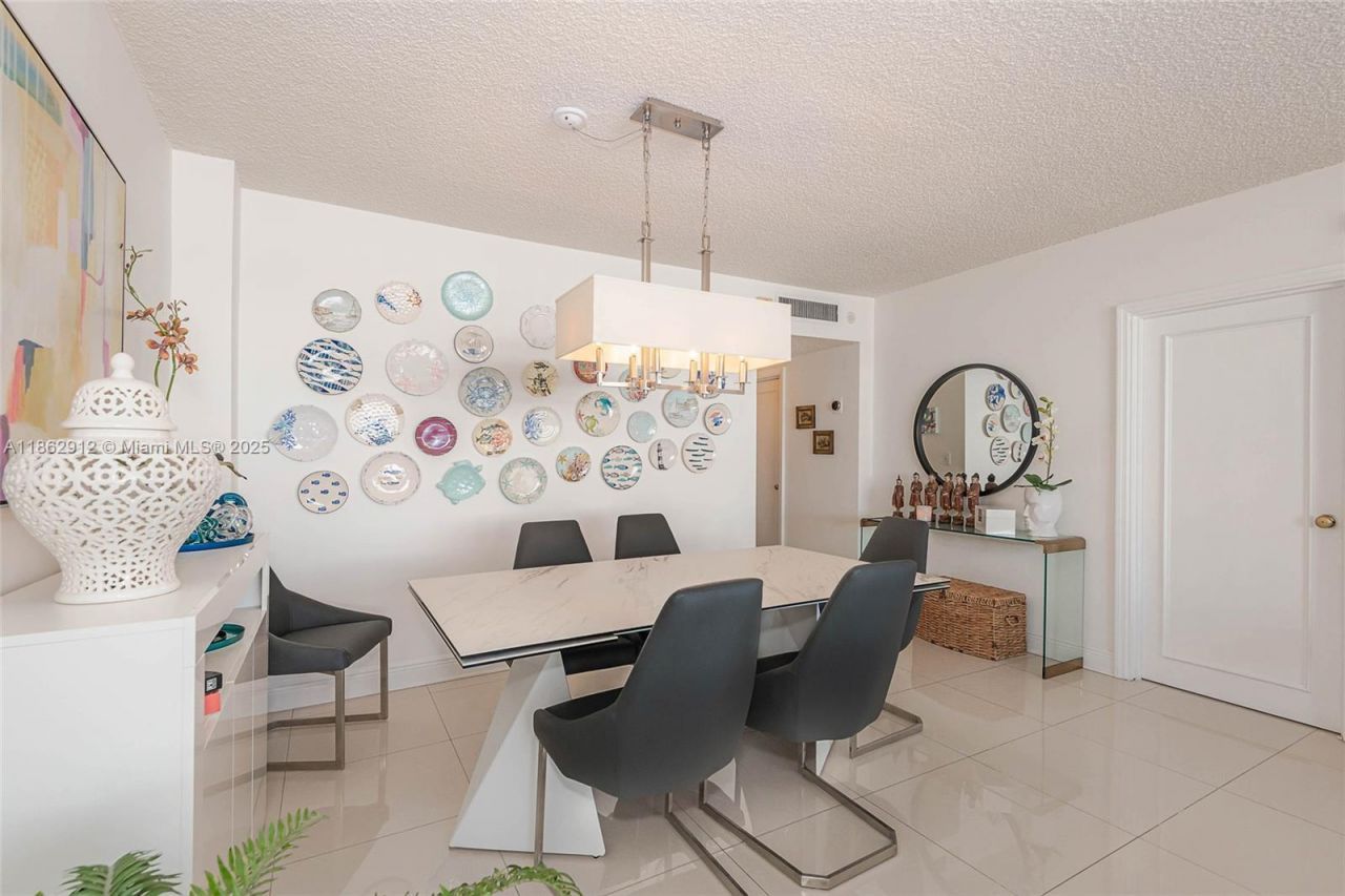 3725 S Ocean Dr, Unit 1221, Hollywood, FL 33019 Photo