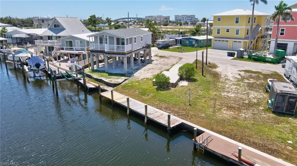 856 Oak St, Fort Myers Beach, FL 33931 Photo