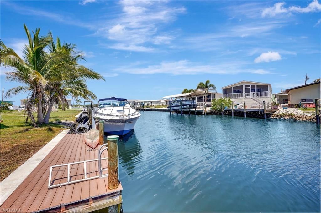 856 Oak St, Fort Myers Beach, FL 33931 Photo