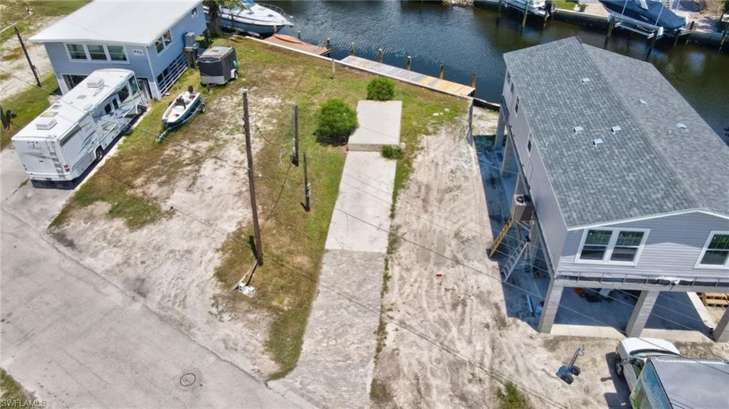 856 Oak St, Fort Myers Beach, FL 33931 Photo