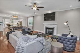 205 Juarez Court photo 4