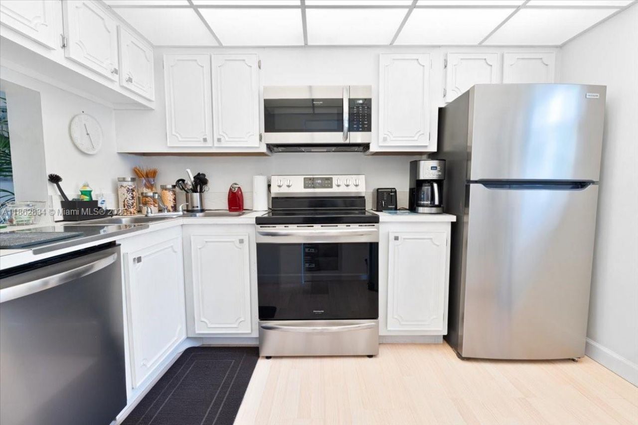 1501 S Ocean Blvd, Unit 227, Lauderdale by the Sea, FL 33062 Photo