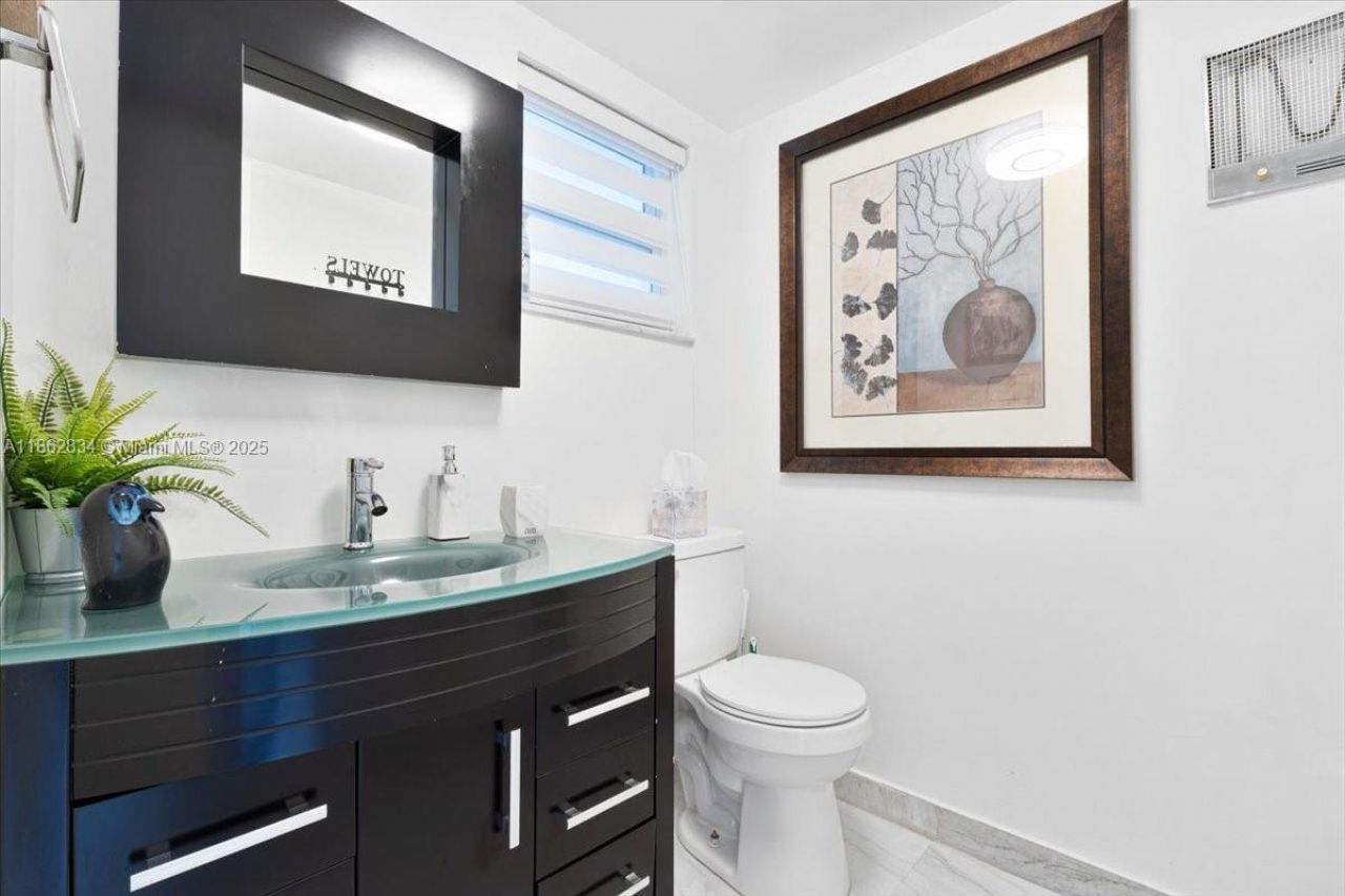 1501 S Ocean Blvd, Unit 227, Lauderdale by the Sea, FL 33062 Photo