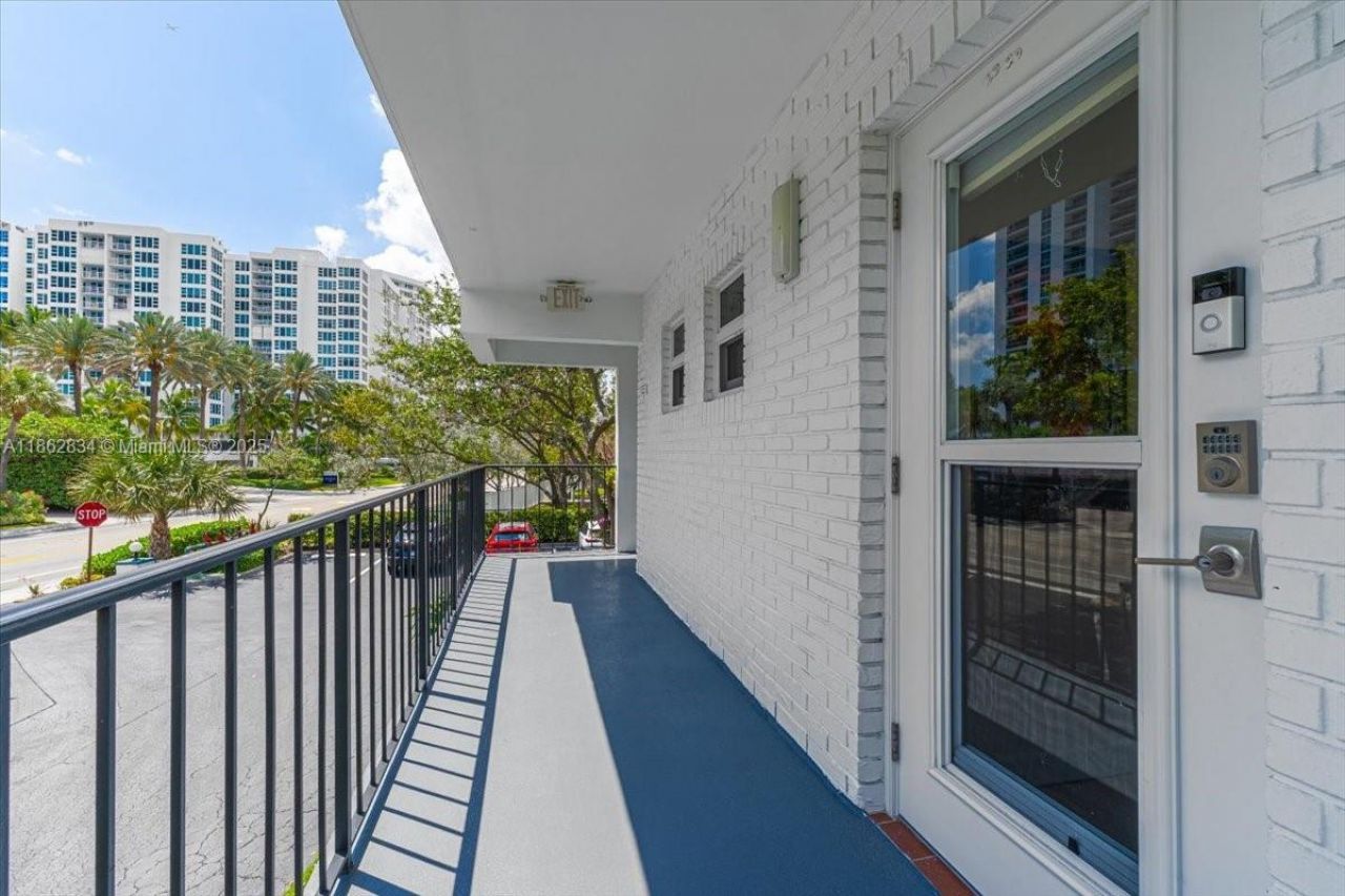 1501 S Ocean Blvd, Unit 227, Lauderdale by the Sea, FL 33062 Photo