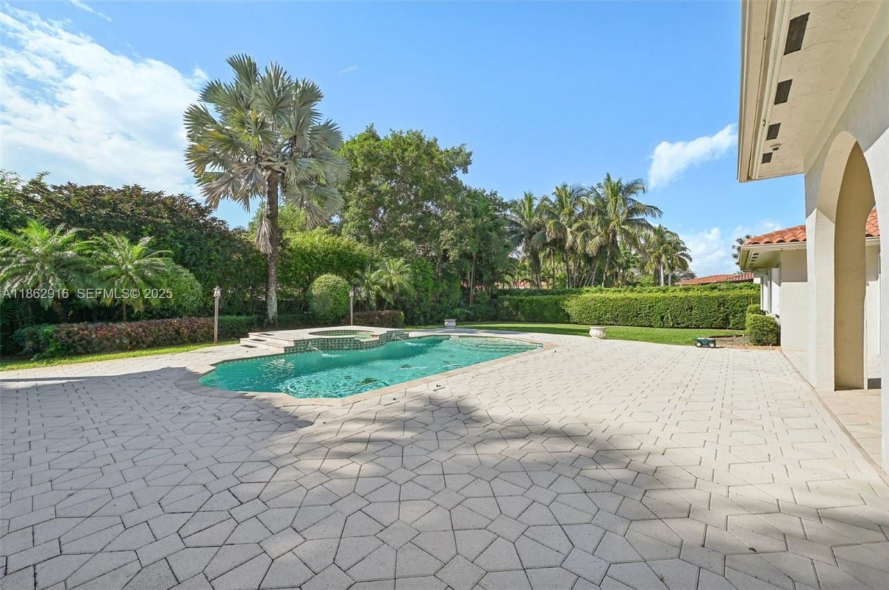 8100 SW 179th St, Palmetto Bay, FL 33157 Photo