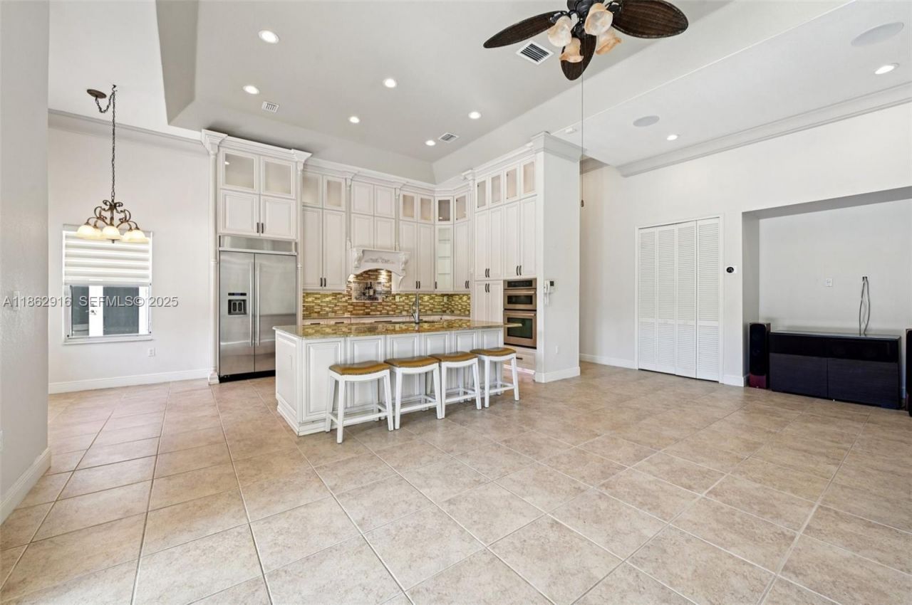 8100 SW 179th St, Palmetto Bay, FL 33157 Photo