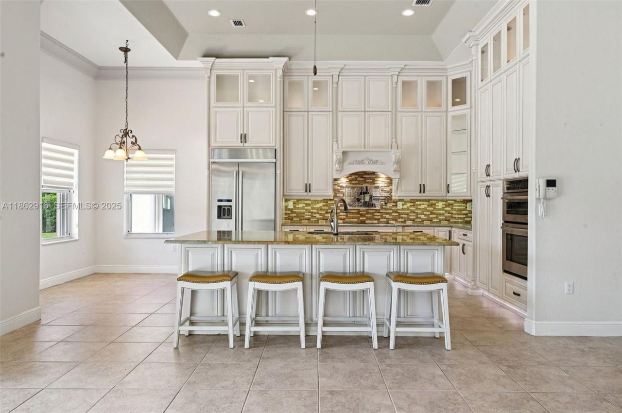 8100 SW 179th St, Palmetto Bay, FL 33157 Photo