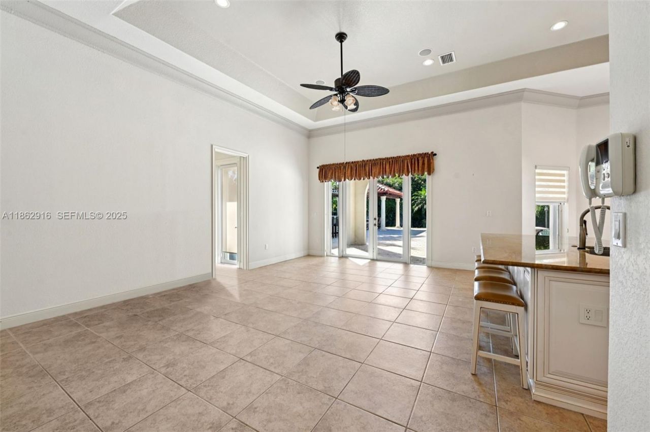 8100 SW 179th St, Palmetto Bay, FL 33157 Photo