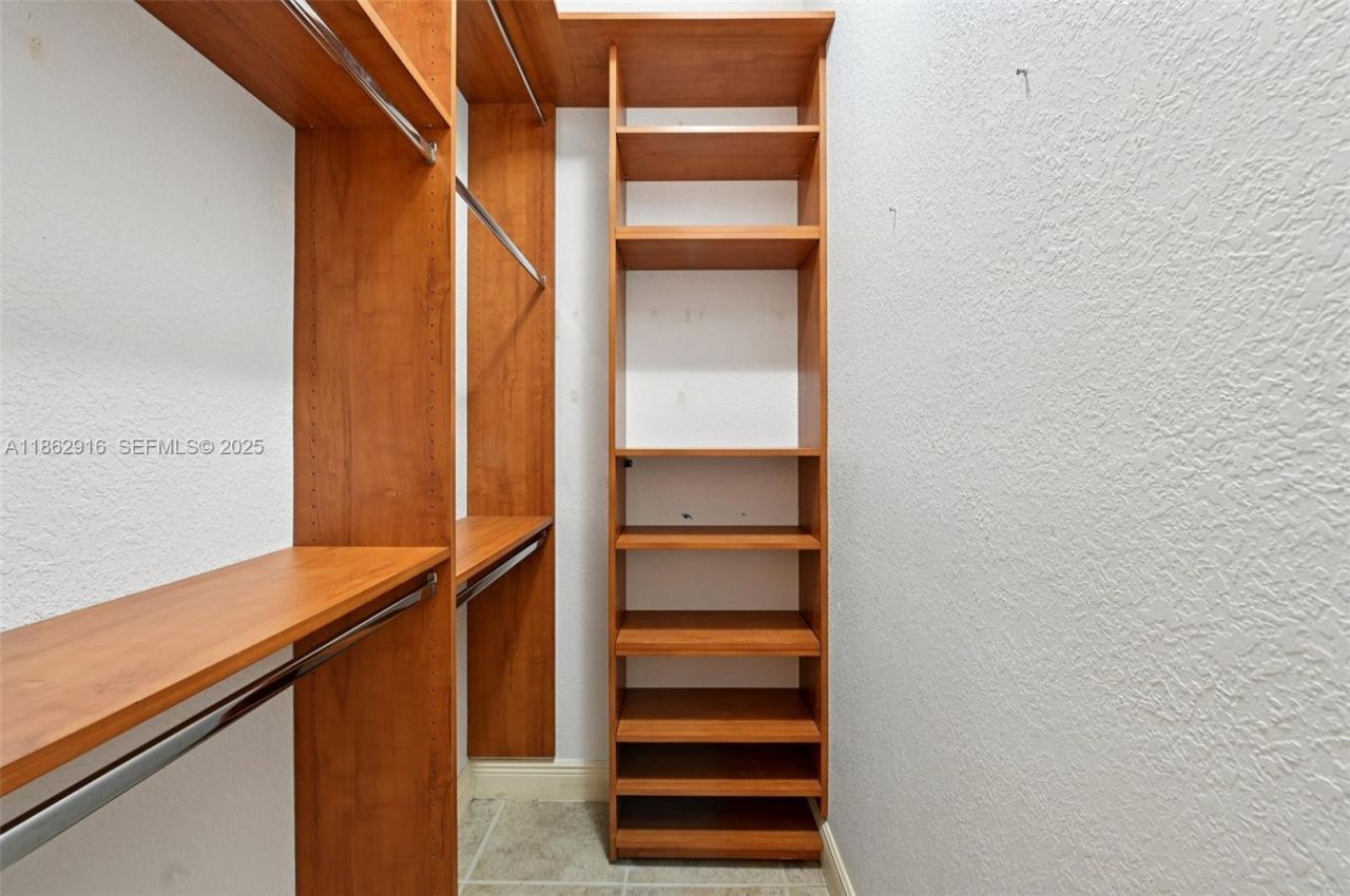 8100 SW 179th St, Palmetto Bay, FL 33157 Photo