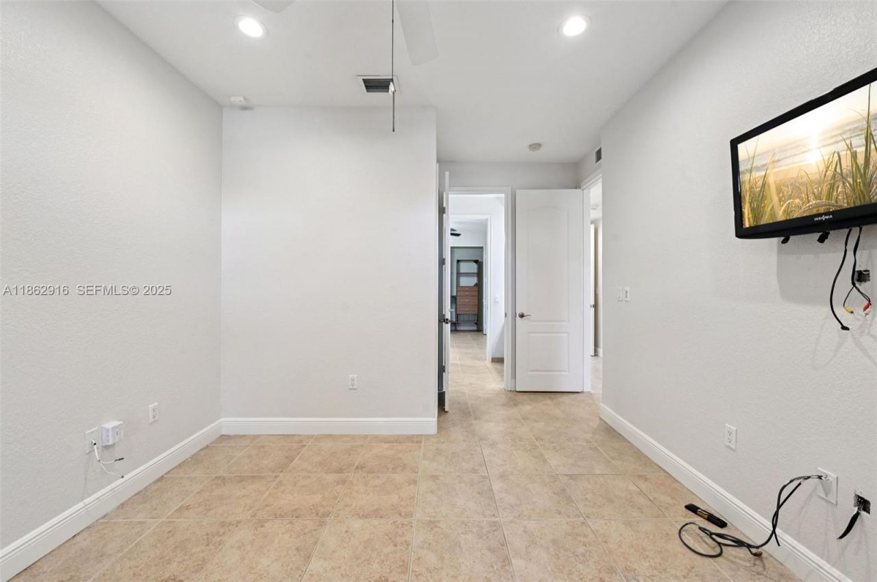 8100 SW 179th St, Palmetto Bay, FL 33157 Photo