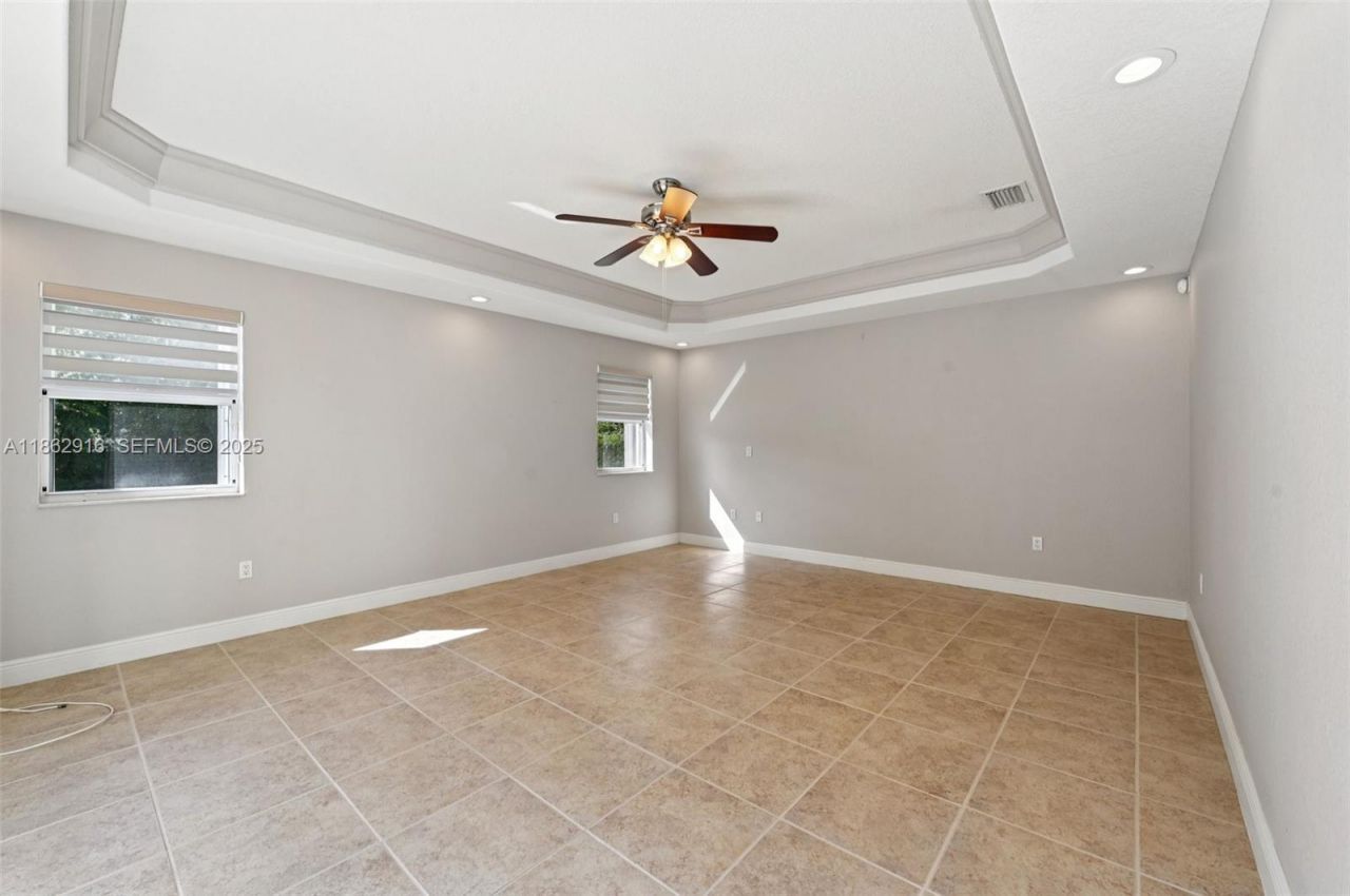 8100 SW 179th St, Palmetto Bay, FL 33157 Photo