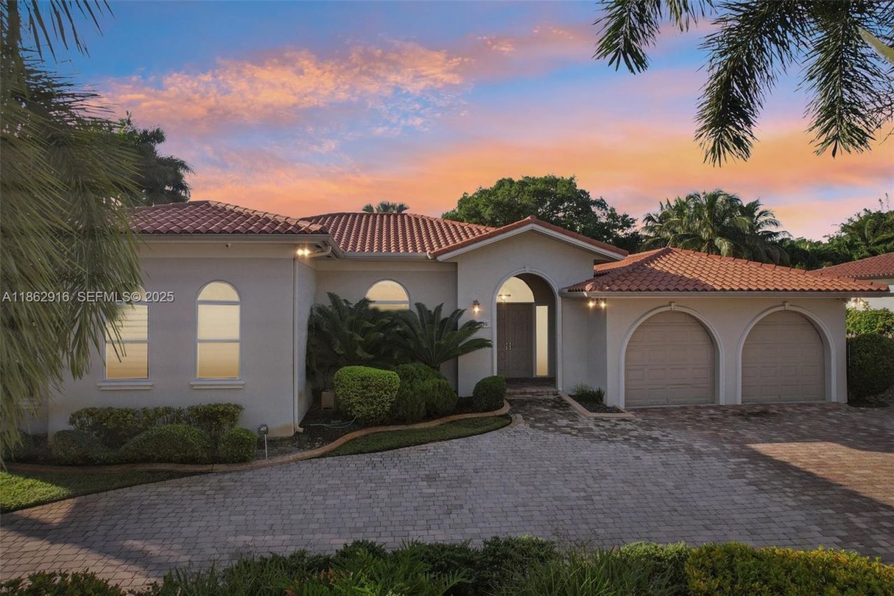 8100 SW 179th St, Palmetto Bay, FL 33157 Photo