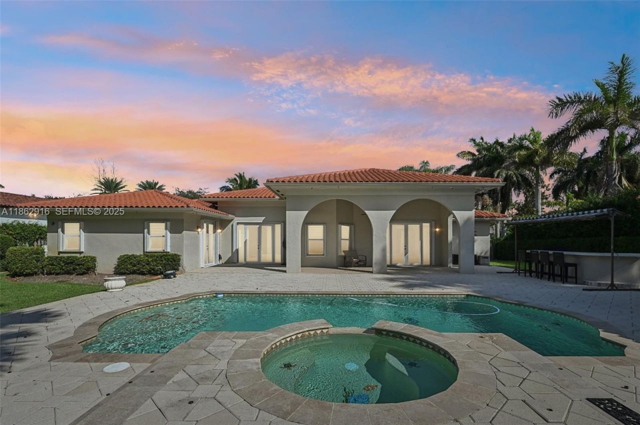 8100 SW 179th St, Palmetto Bay, FL 33157 Photo