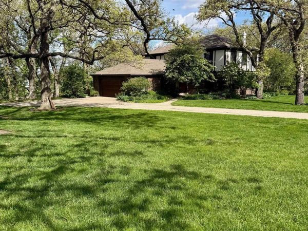 2822 Country Club Drive, Atlantic, IA 50022