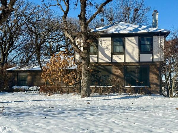 2822 Country Club Drive, Atlantic, IA 50022