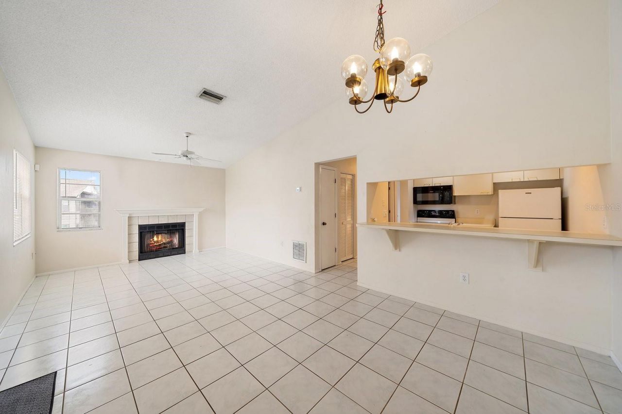 3779 59th Avenue W, Unit 1050, Bradenton, FL 34210 Photo