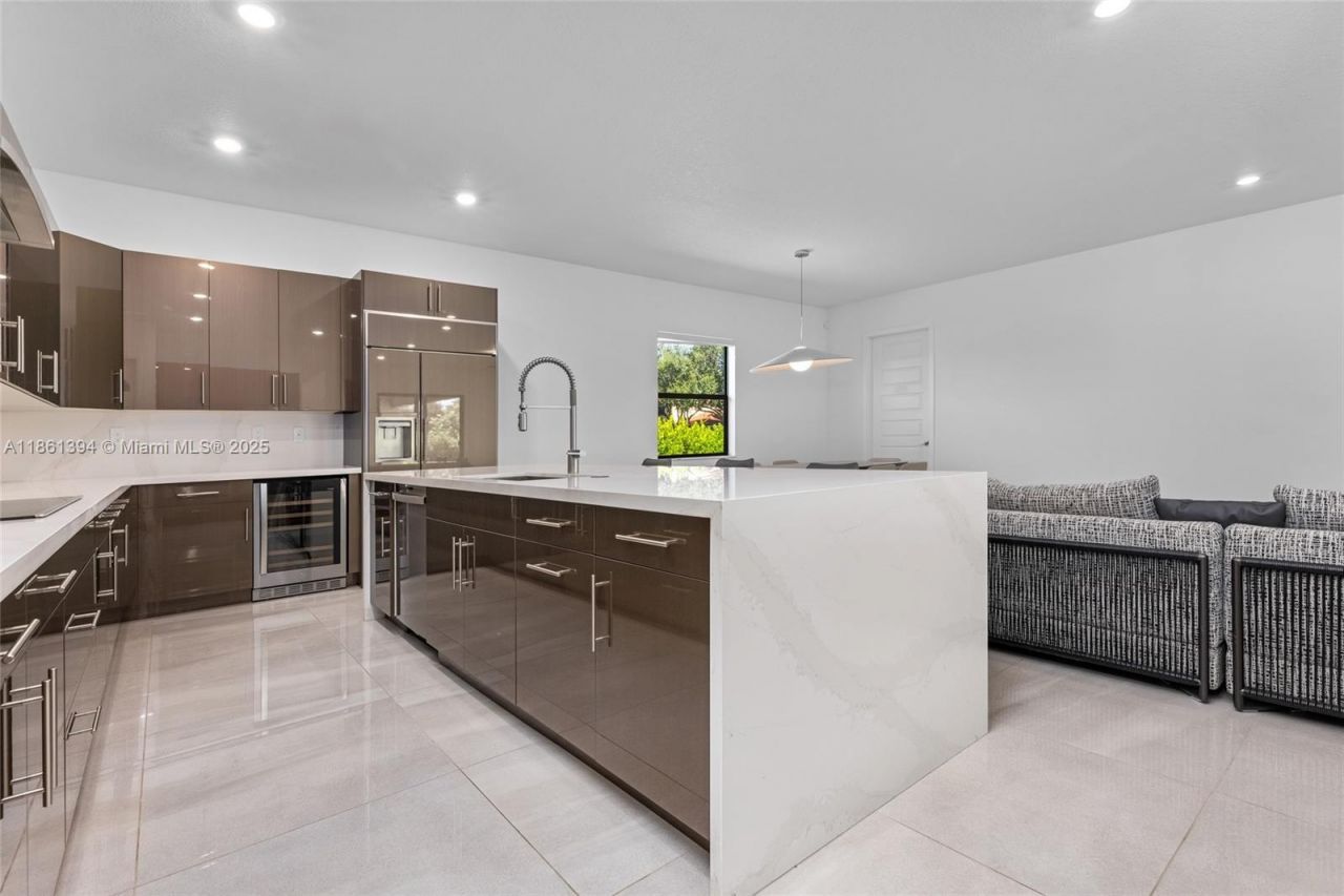 11125 N Sierra Ranch Dr, Davie, FL 33324 Photo