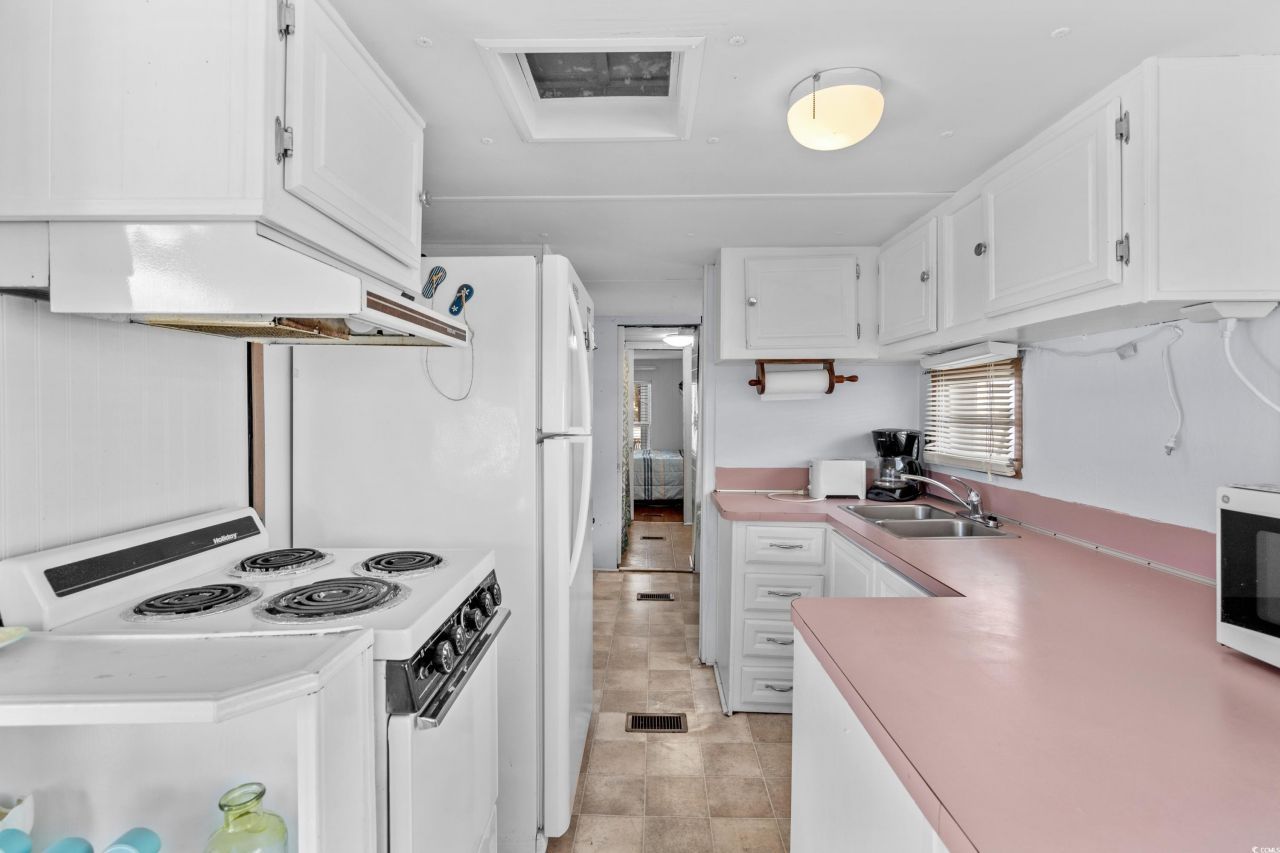 6001- S32 S Kings Highway Photo 14