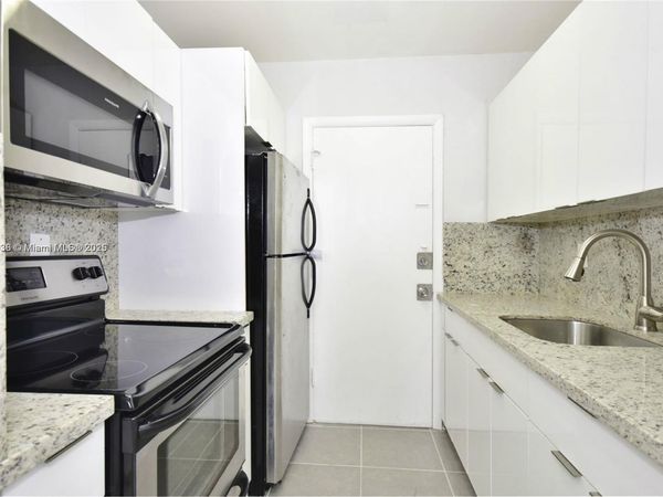 13201 Memorial Hwy, North Miami, FL 33161