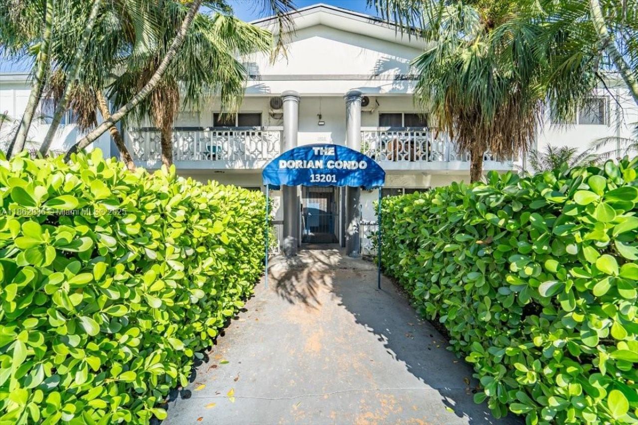 13201 Memorial Hwy, North Miami, FL 33161 Photo