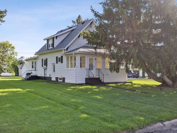 211 Np Avenue W, Ulen, MN 56585