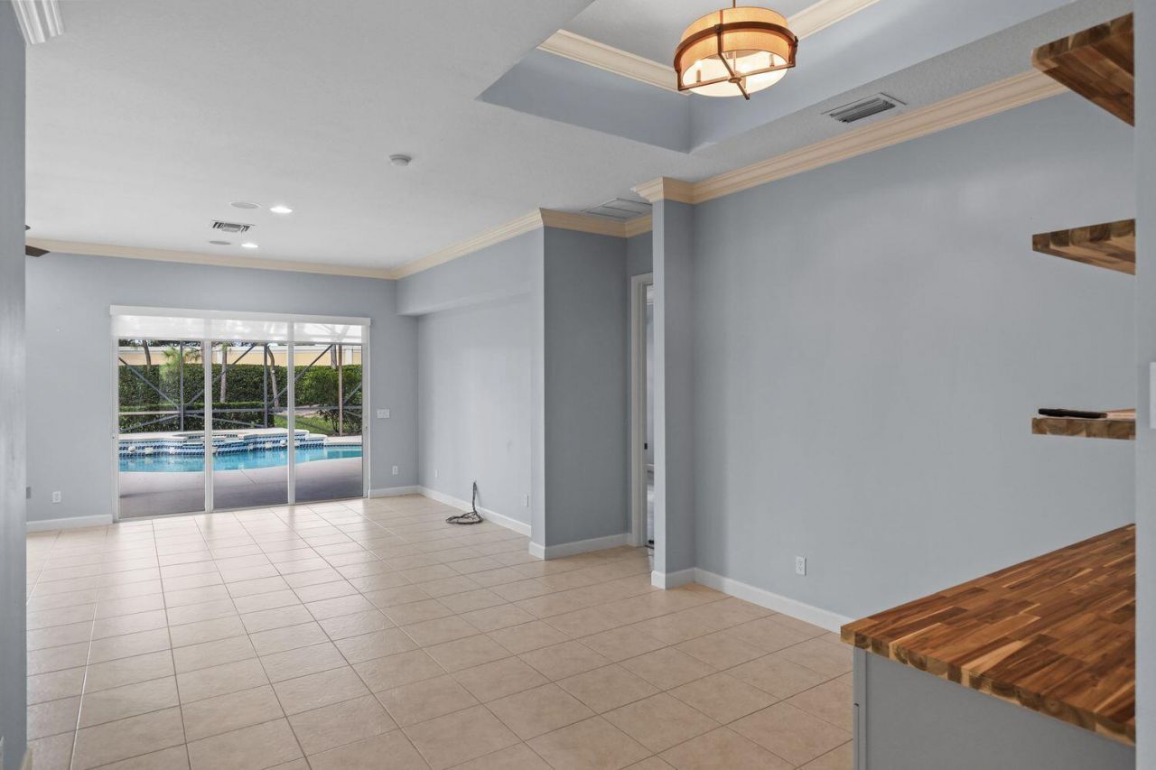 9152 Short Chip Circle, Port Saint Lucie, FL 34986 Photo