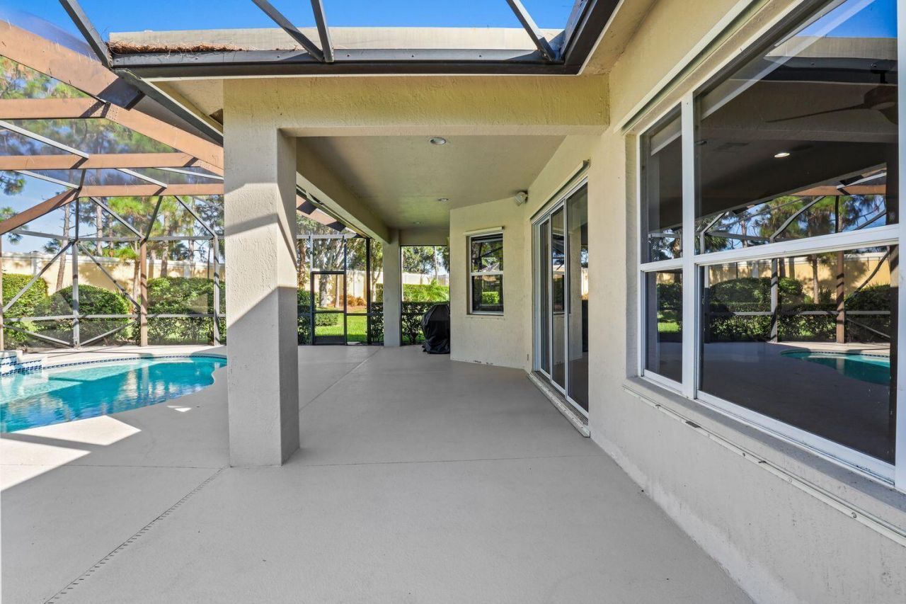 9152 Short Chip Circle, Port Saint Lucie, FL 34986 Photo