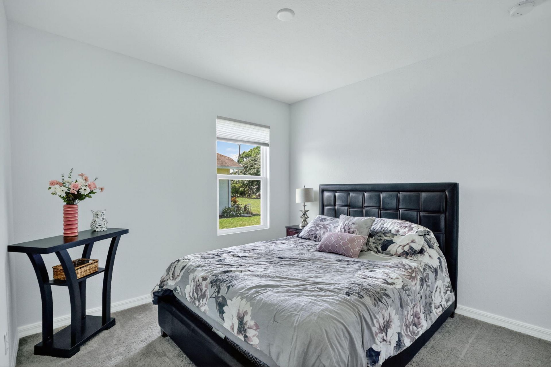 435 SW Fields Avenue, Port Saint Lucie, FL 34953 Photo