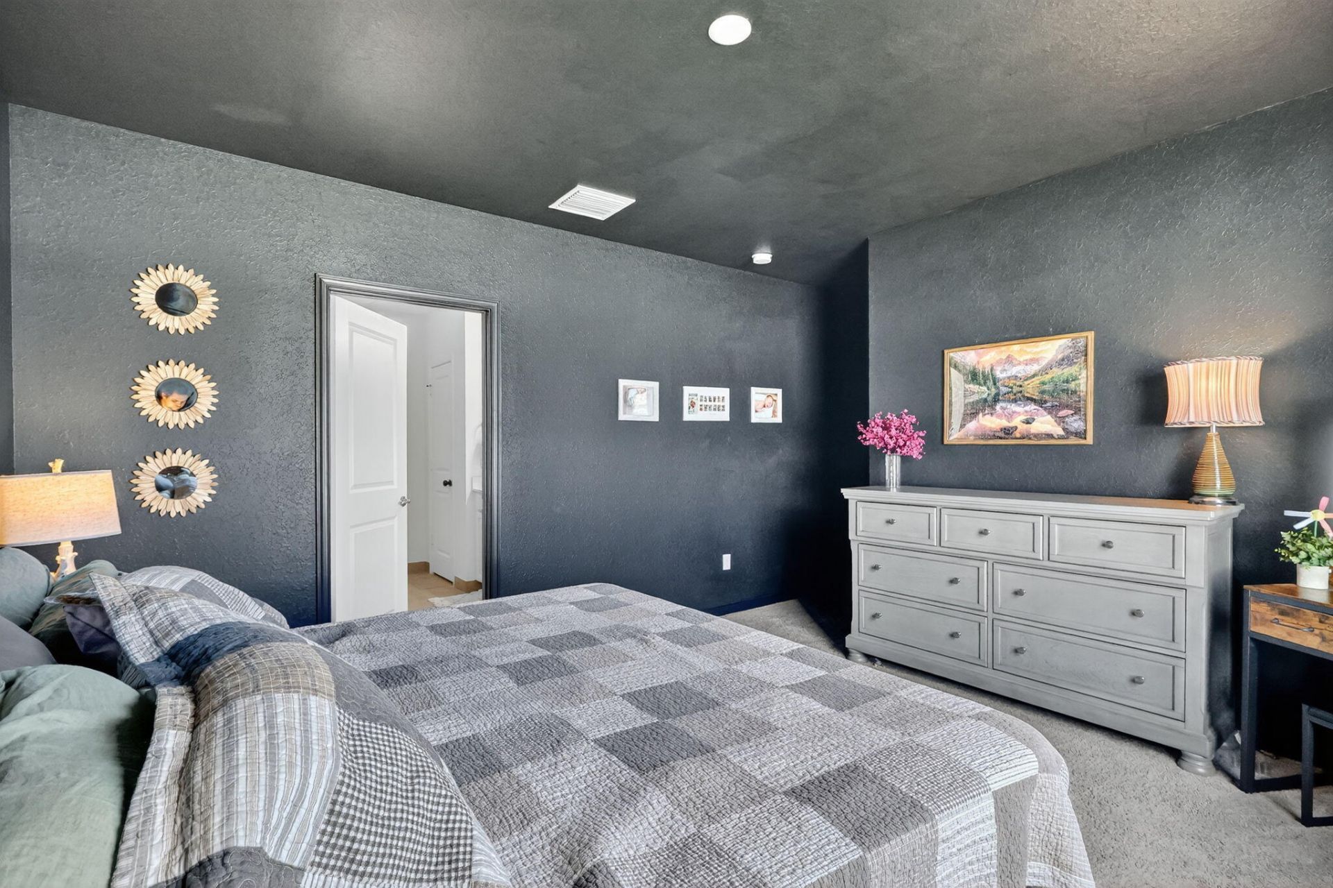 435 SW Fields Avenue, Port Saint Lucie, FL 34953 Photo