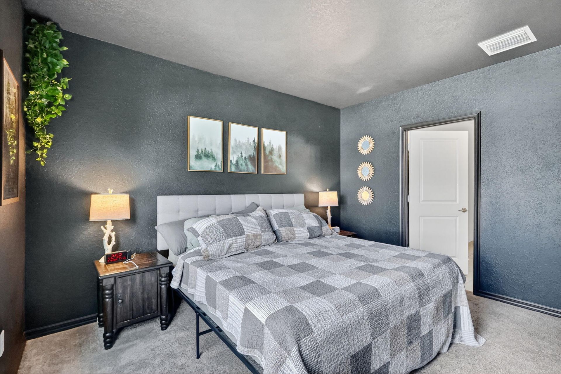 435 SW Fields Avenue, Port Saint Lucie, FL 34953 Photo