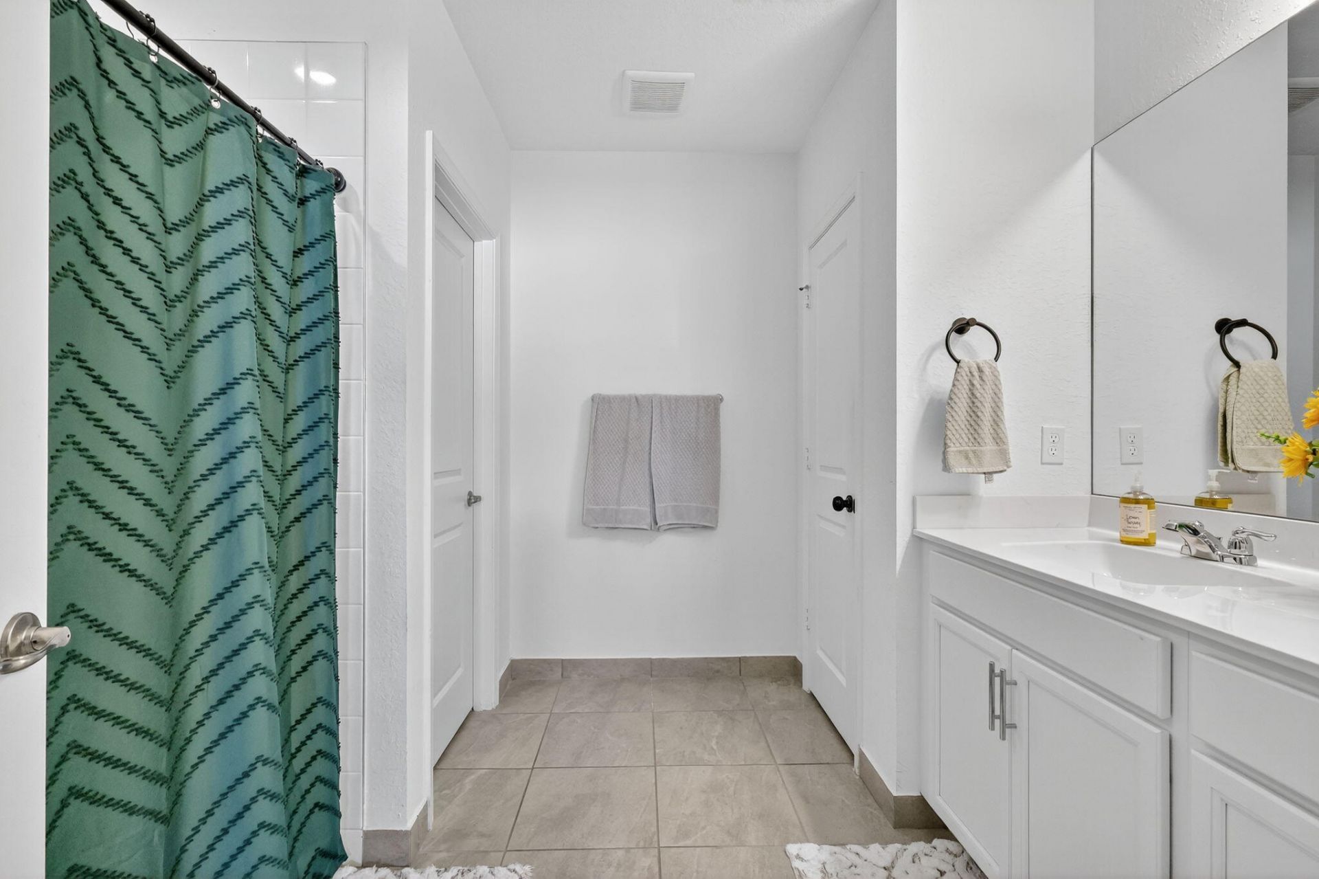 435 SW Fields Avenue, Port Saint Lucie, FL 34953 Photo