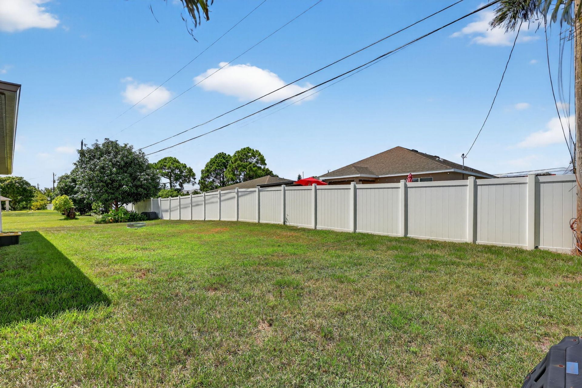 435 SW Fields Avenue, Port Saint Lucie, FL 34953 Photo