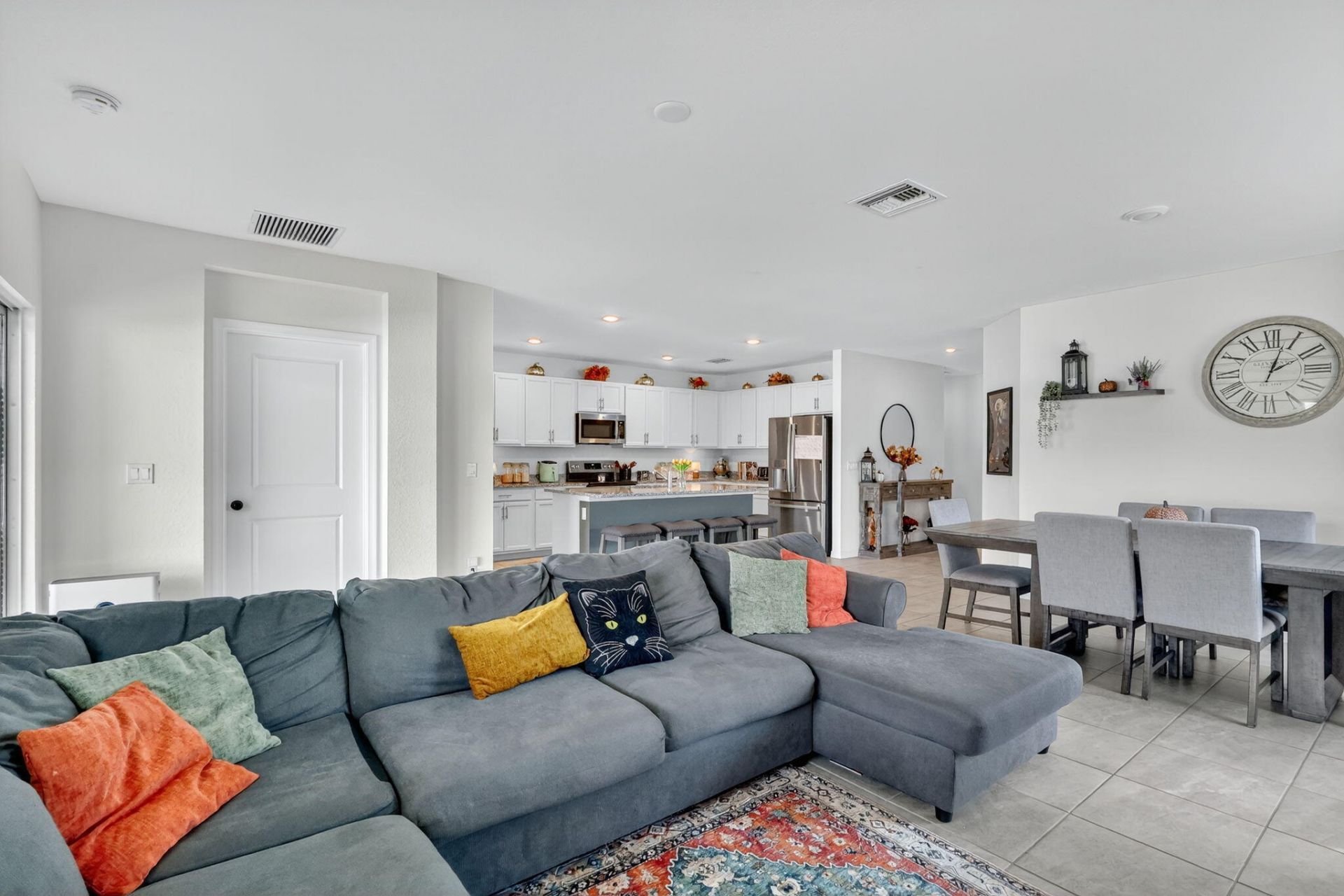 435 SW Fields Avenue, Port Saint Lucie, FL 34953 Photo