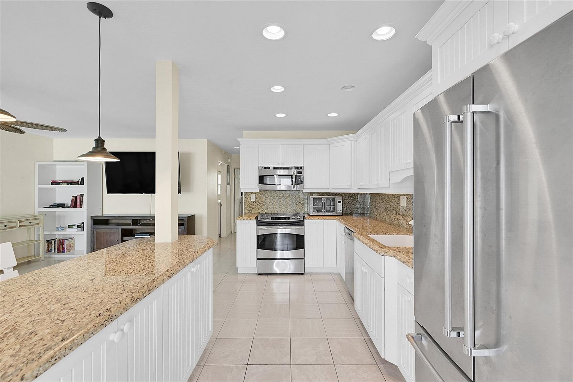 1110 N Riverside Drive, Unit 14, Pompano Beach, FL 33062 Photo