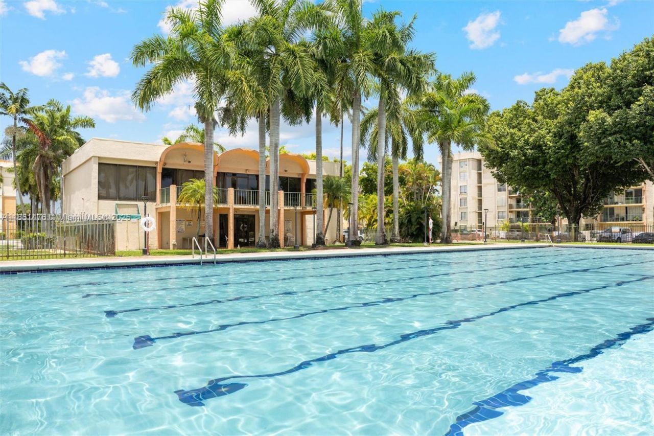 9340 Fontainebleau Blvd, Unit W505, Miami, FL 33172 Photo