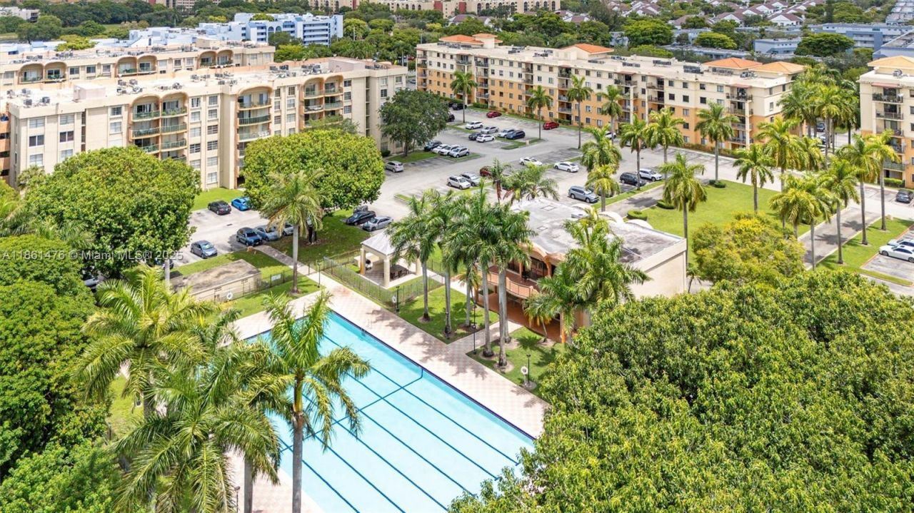 9340 Fontainebleau Blvd, Unit W505, Miami, FL 33172 Photo