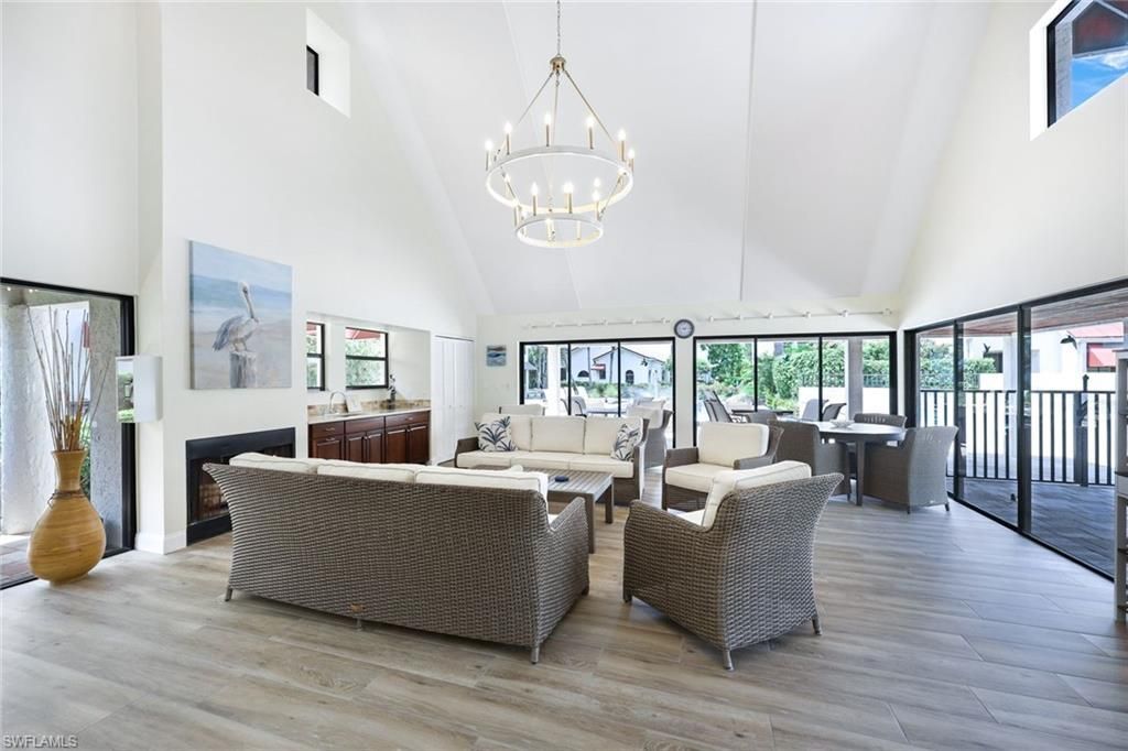 611 Serendipity Dr, Unit 611, Naples, FL 34108 Photo