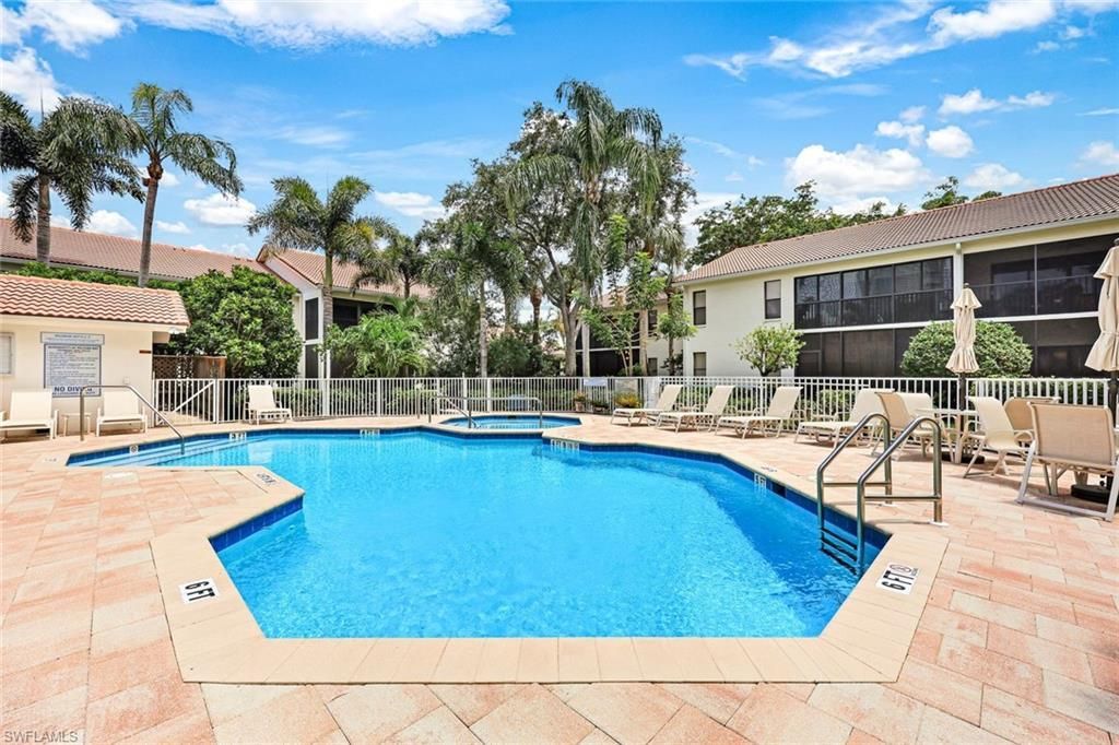 611 Serendipity Dr, Unit 611, Naples, FL 34108 Photo