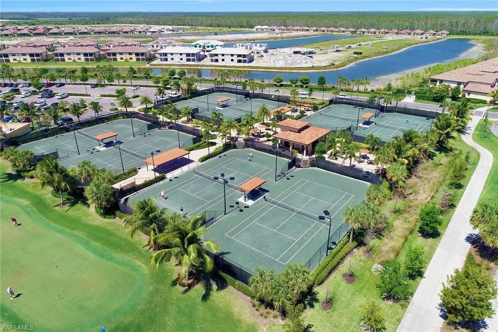 28691 Derry Ct, Bonita Springs, FL 34135 Photo