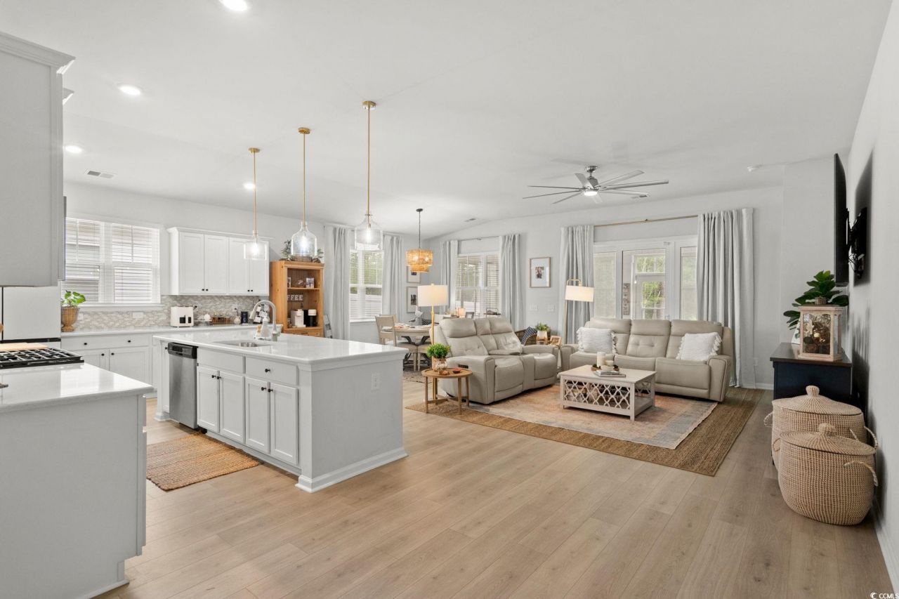 748 Flowering Branch Ave. Photo 9