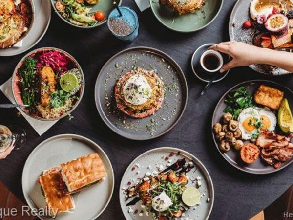 228 N Jefferson Street, Hastings, MI 49058