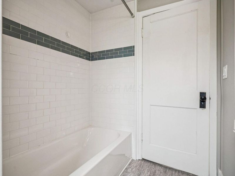 608 Nashoba Avenue, Columbus, OH 43223 Photo 10