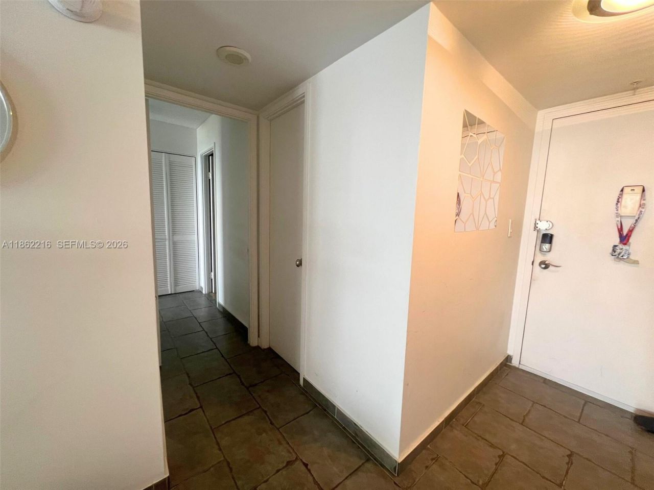 2750 NE 183rd St, Unit 2707, Aventura, FL 33160 Photo