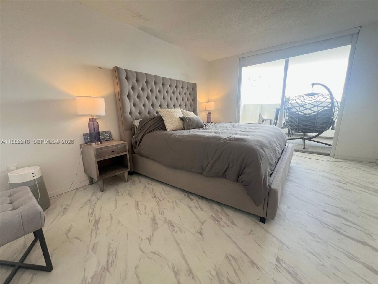 2750 NE 183rd St, Unit 2707, Aventura, FL 33160 Photo