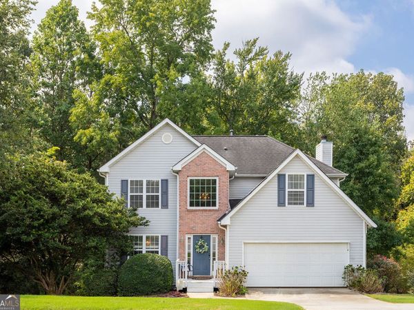 654 WEAVER FALLS Court, Loganville, GA 30052